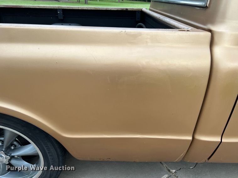 image for item DS8276 1969 Chevrolet C10  pickup truck