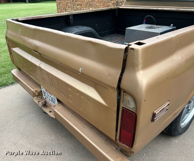 image for item DS8276 1969 Chevrolet C10  pickup truck