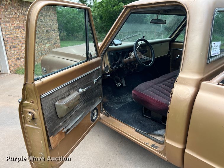 image for item DS8276 1969 Chevrolet C10  pickup truck