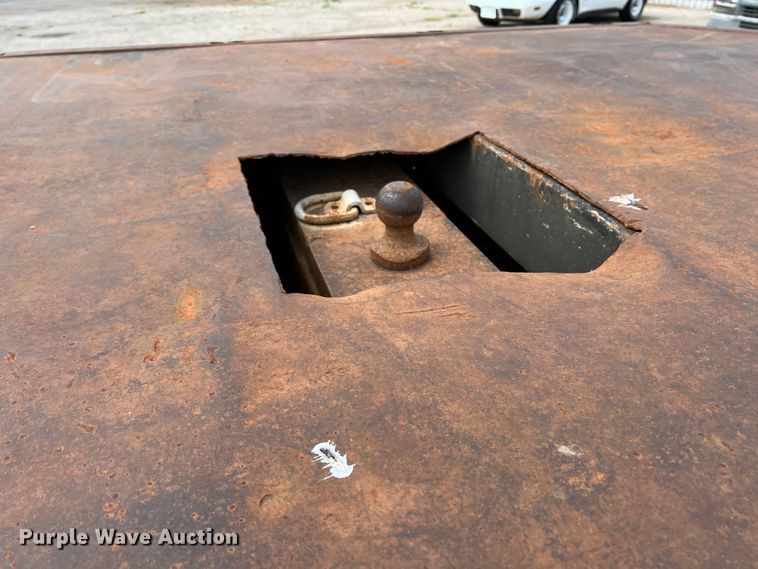 image for item DS8279 2005 Ford F750  flatbed truck