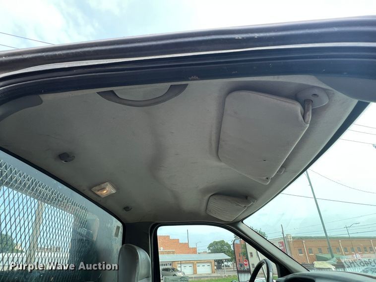 image for item DS8279 2005 Ford F750  flatbed truck