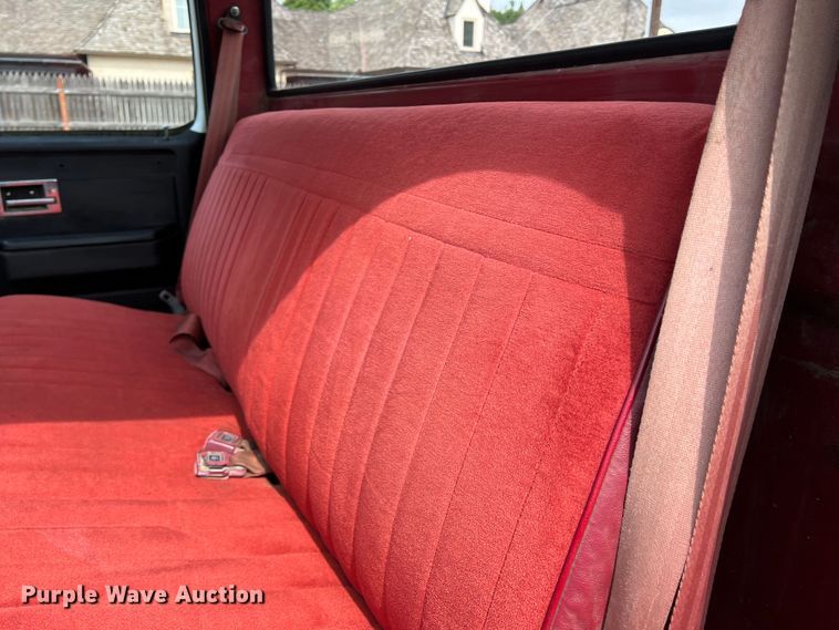 image for item DS8281 1983 GMC Sierra Classic 1500  pickup truck