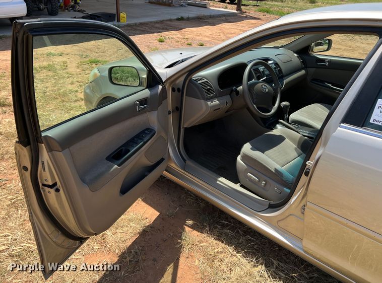 image for item DS8357 2005 Toyota Camry