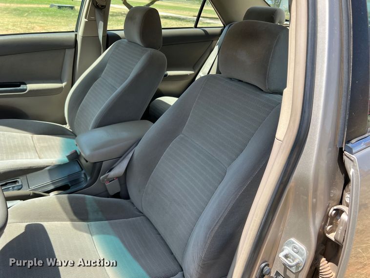 image for item DS8357 2005 Toyota Camry