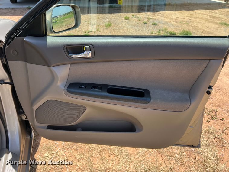 image for item DS8357 2005 Toyota Camry