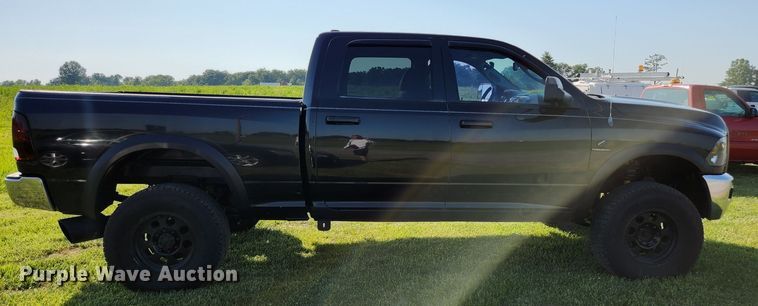 image for item HK9323 2011 Dodge Ram 2500HD Crew Cab pickup truck