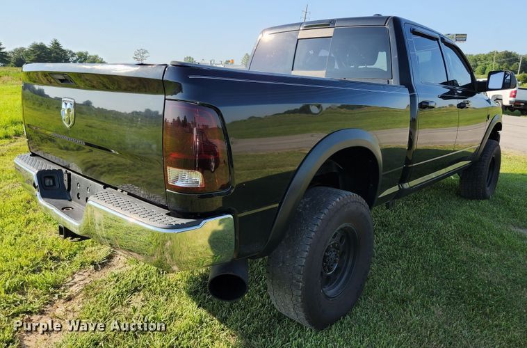 image for item HK9323 2011 Dodge Ram 2500HD Crew Cab pickup truck