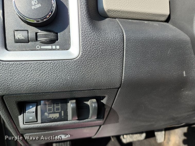 image for item HK9323 2011 Dodge Ram 2500HD Crew Cab pickup truck