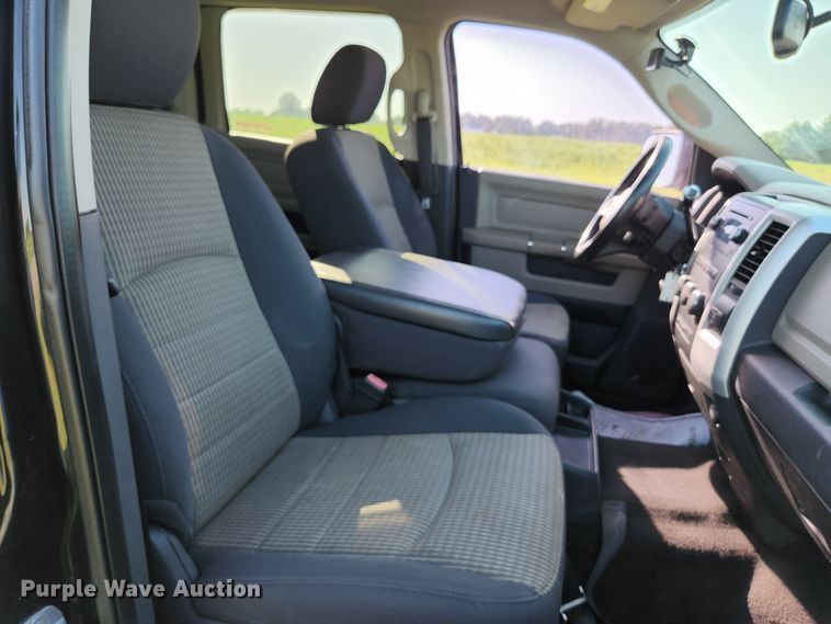 image for item HK9323 2011 Dodge Ram 2500HD Crew Cab pickup truck