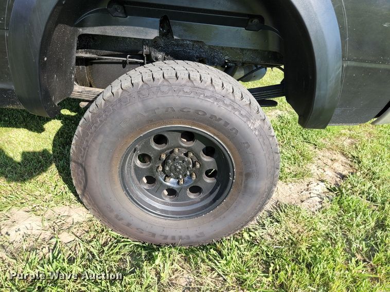 image for item HK9323 2011 Dodge Ram 2500HD Crew Cab pickup truck