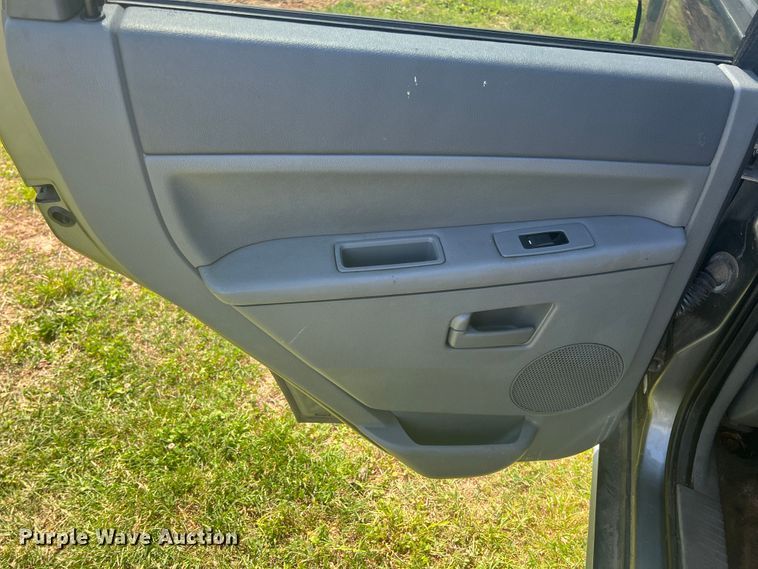 image for item HL9109 2007 Jeep Grand Cherokee Laredo  SUV