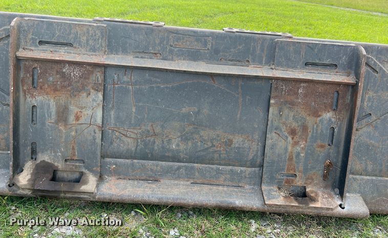 image for item HL9112 72" W skid steer bucket