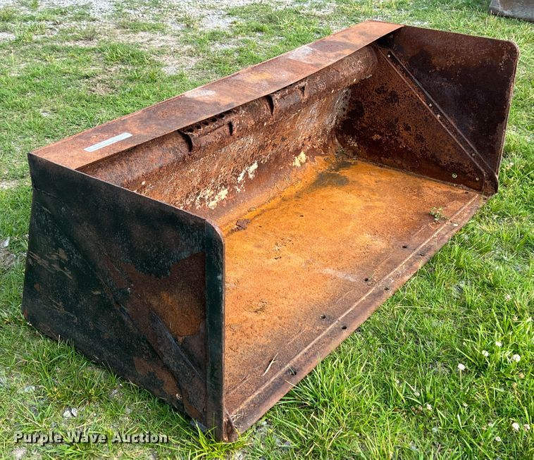 image for item HL9113 66" W skid steer bucket
