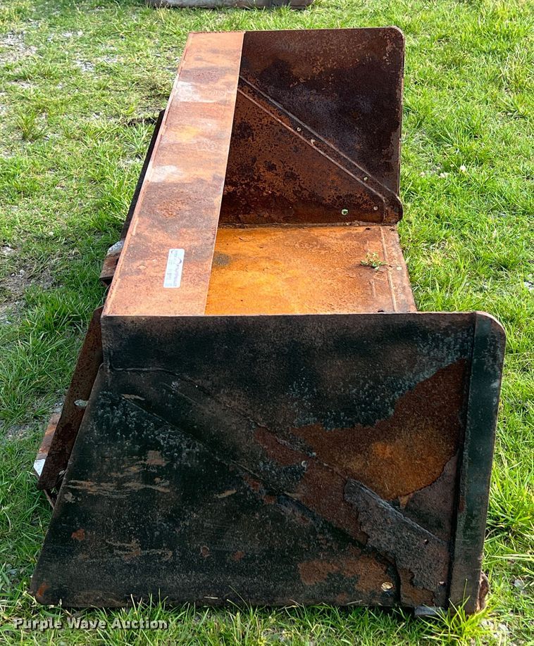 image for item HL9113 66" W skid steer bucket