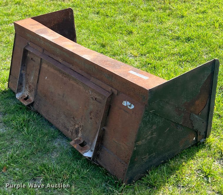 image for item HL9113 66" W skid steer bucket