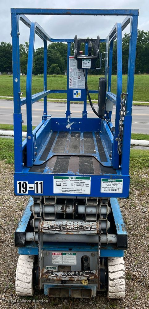 image for item HL9145 Genie GS-1930  scissor lift