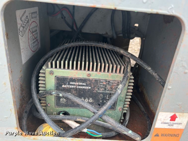 image for item HL9146 Skyjack SJIII 3226  scissor lift