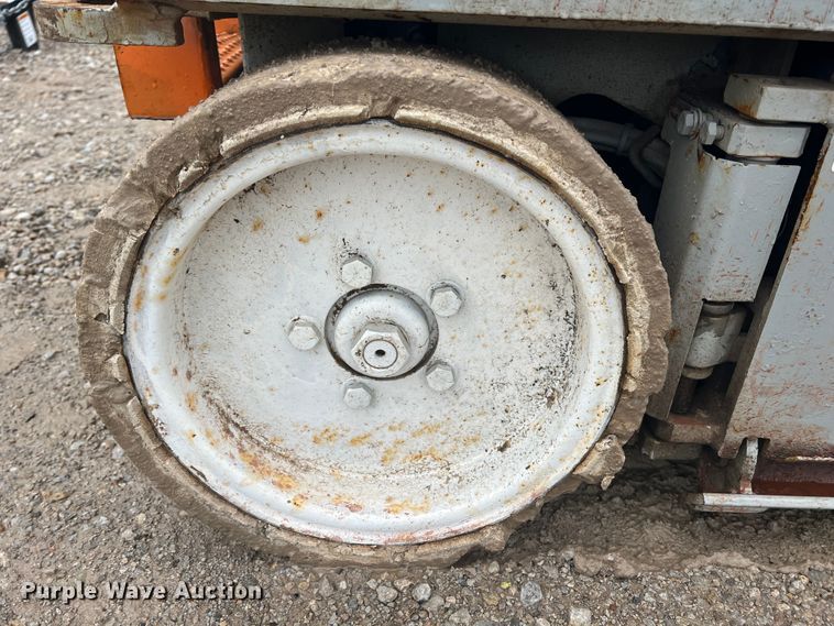 image for item HL9146 Skyjack SJIII 3226  scissor lift