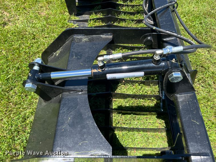 image for item HL9155 75" W skid steer rock grapple bucket