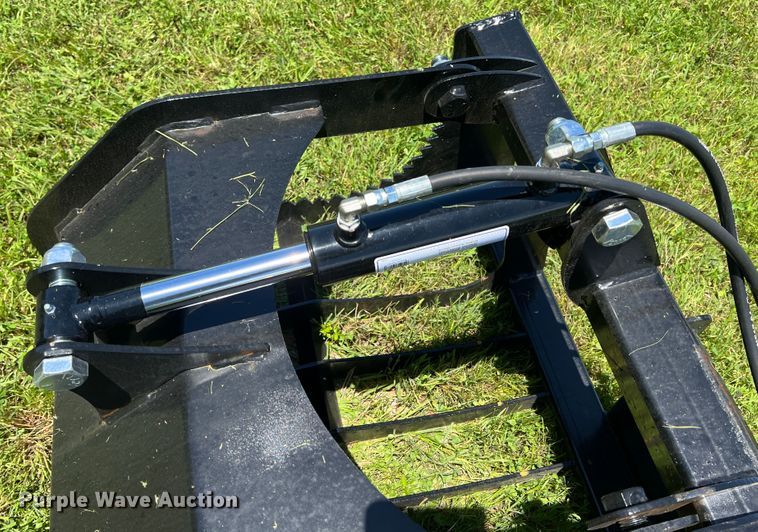 image for item HL9155 75" W skid steer rock grapple bucket