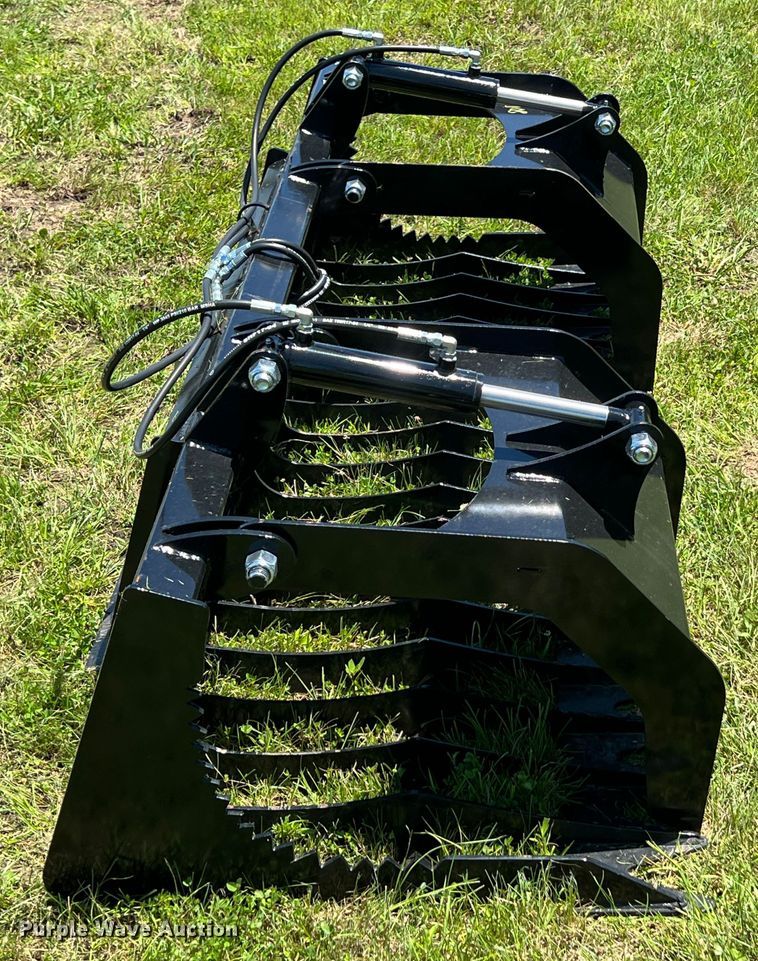 image for item HL9157 80" W skid steer rock grapple bucket