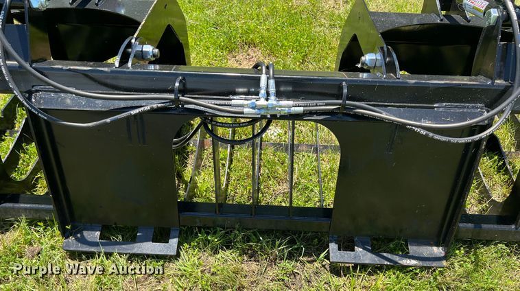 image for item HL9157 80" W skid steer rock grapple bucket