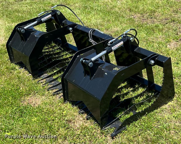 image for item HL9158 80" W skid steer rock grapple bucket