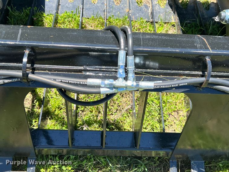 image for item HL9158 80" W skid steer rock grapple bucket
