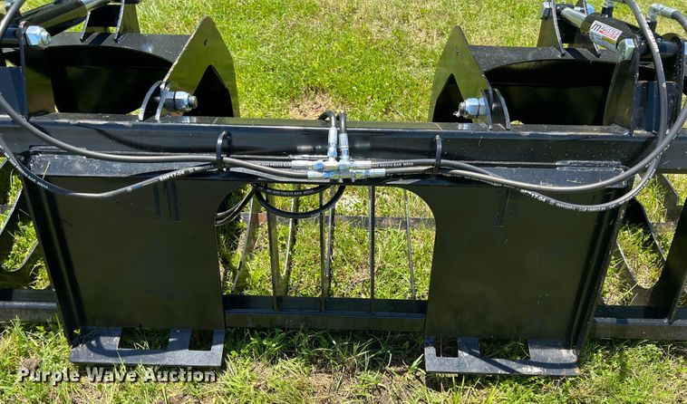image for item HL9158 80" W skid steer rock grapple bucket