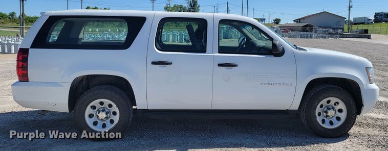 image for item JL9402 2009 Chevrolet Suburban  SUV