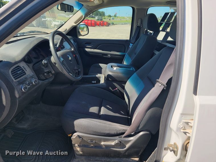 image for item JL9402 2009 Chevrolet Suburban  SUV