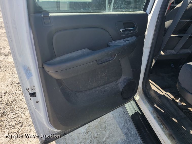 image for item JL9402 2009 Chevrolet Suburban  SUV