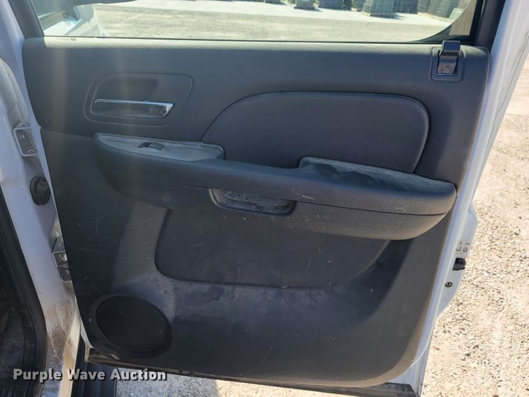 image for item JL9402 2009 Chevrolet Suburban  SUV