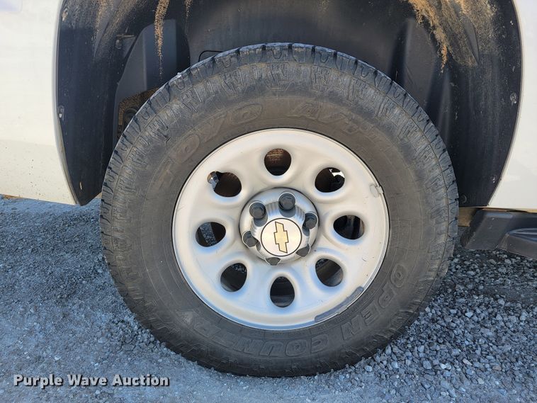 image for item JL9402 2009 Chevrolet Suburban  SUV