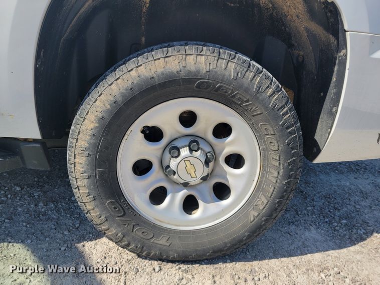 image for item JL9402 2009 Chevrolet Suburban  SUV