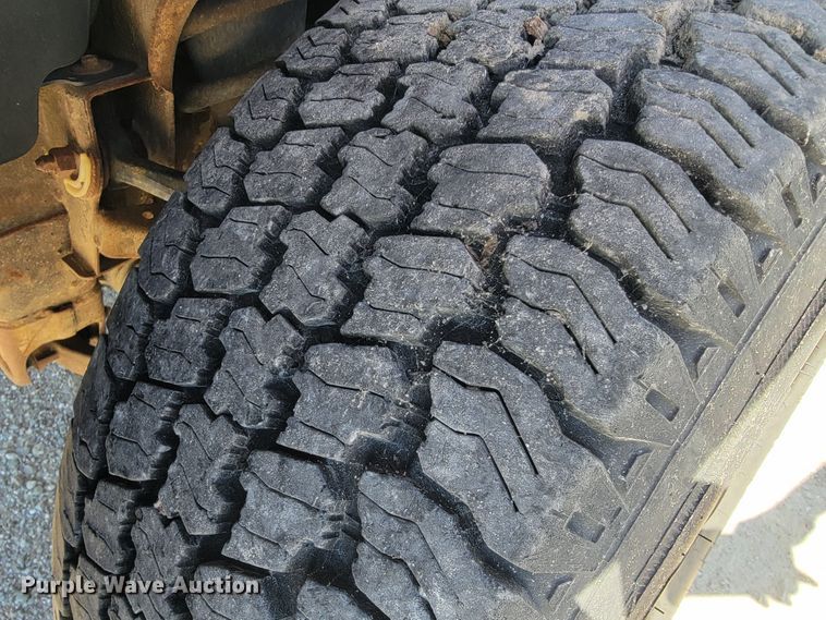 image for item JL9404 2009 Chevrolet Silverado 1500  Crew Cab pickup truck