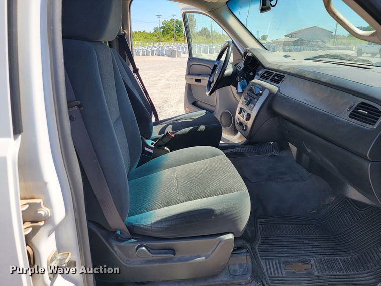 image for item JL9405 2007 Chevrolet Suburban  SUV