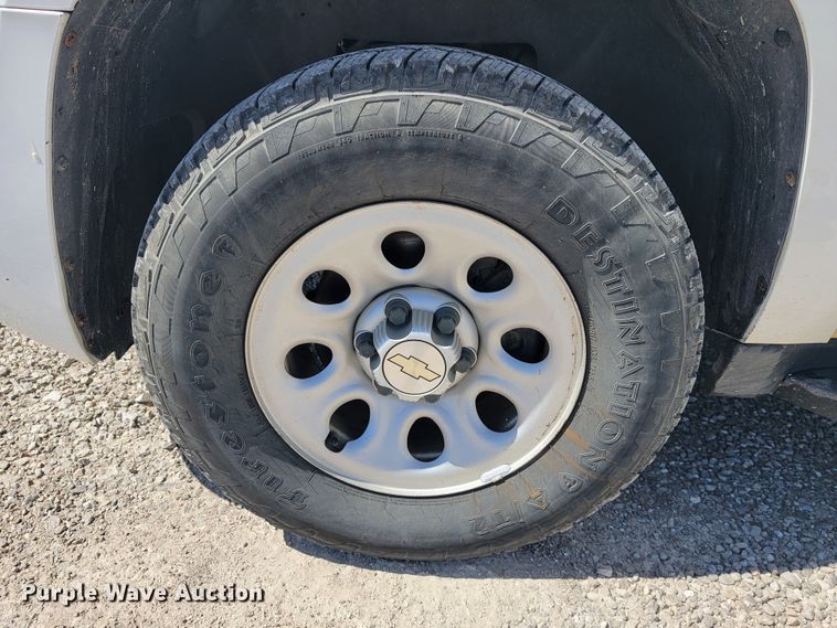 image for item JL9405 2007 Chevrolet Suburban  SUV