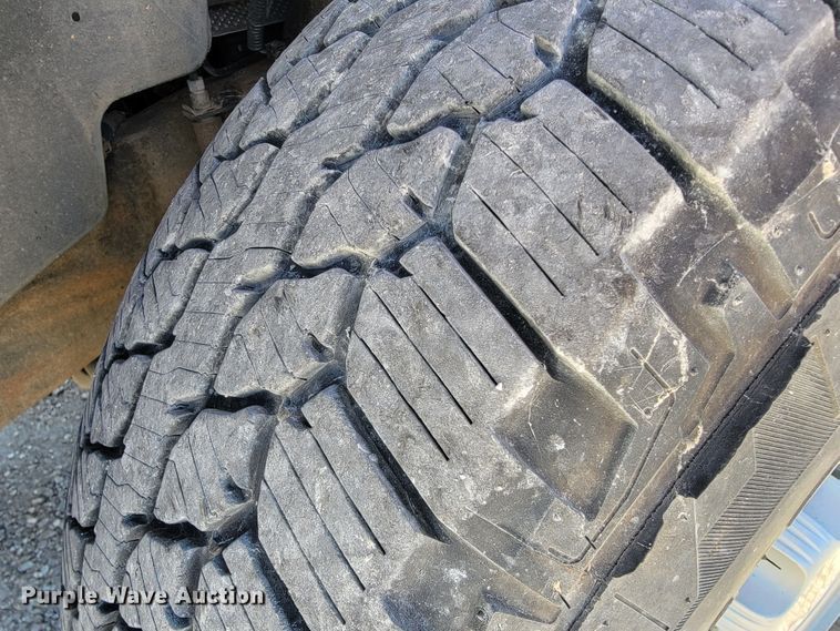 image for item JL9405 2007 Chevrolet Suburban  SUV