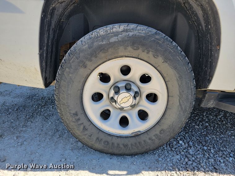 image for item JL9405 2007 Chevrolet Suburban  SUV