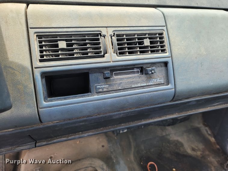 image for item JL9407 1989 Chevrolet K1500  pickup truck