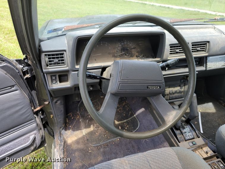 image for item JL9408 1988 Toyota 4Runner  SUV