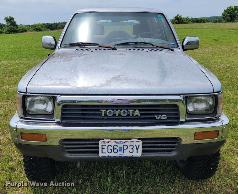 image for item JL9410 1990 Toyota 4Runner SR5  SUV