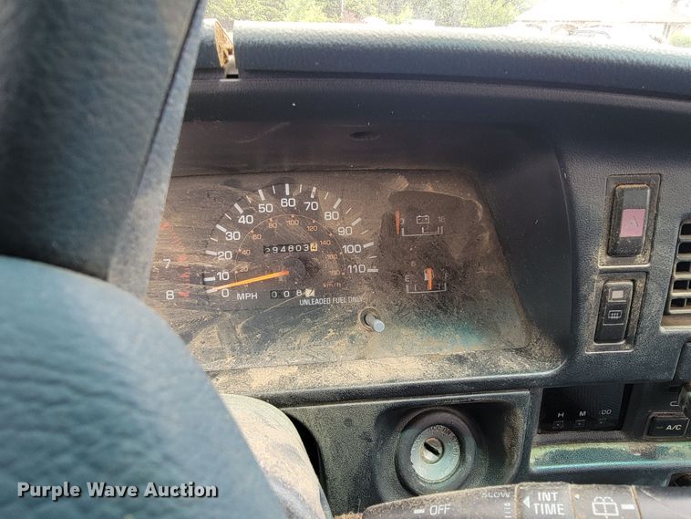 image for item JL9410 1990 Toyota 4Runner SR5  SUV