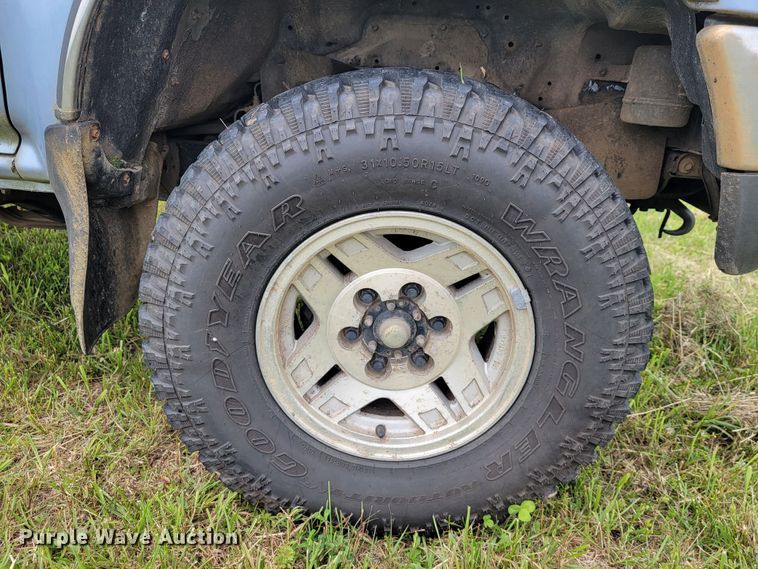 image for item JL9410 1990 Toyota 4Runner SR5  SUV