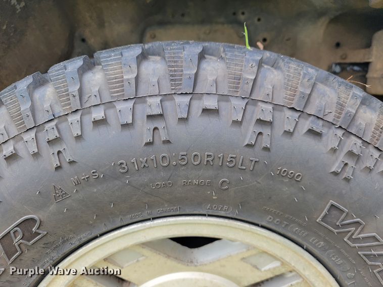 image for item JL9410 1990 Toyota 4Runner SR5  SUV