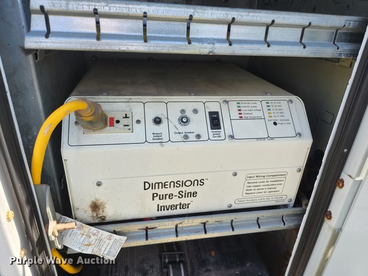 image for item JL9996 2008 Ford F350 Super Duty XL  SuperCab utility bed pickup truck