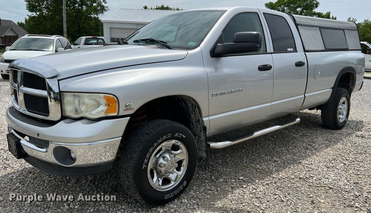 image for item JM9031 2003 Dodge Ram 2500 SLT  Quad Cab pickup truck