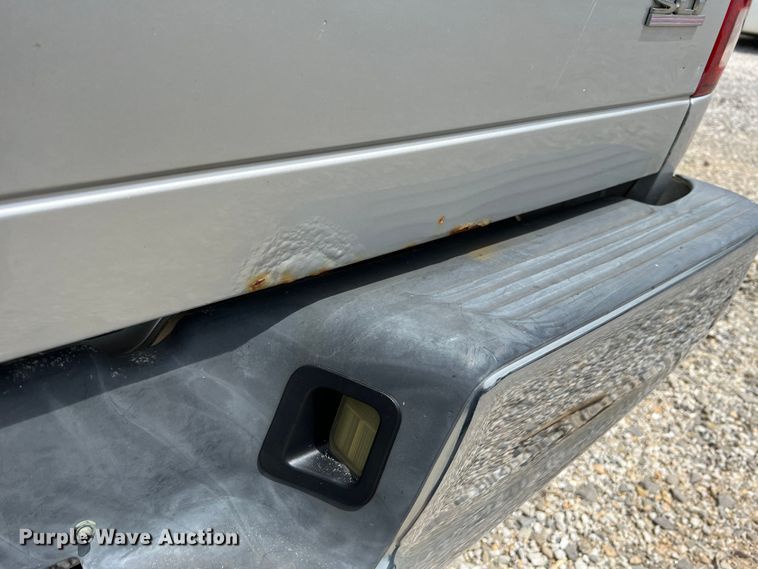 image for item JM9031 2003 Dodge Ram 2500 SLT  Quad Cab pickup truck