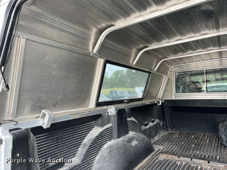 image for item JM9031 2003 Dodge Ram 2500 SLT  Quad Cab pickup truck